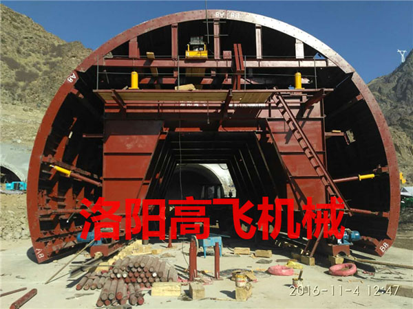 哈密東天山長隧道挖掘現場和建設者的故事明天將在央視直播啦~精彩內容搶先看